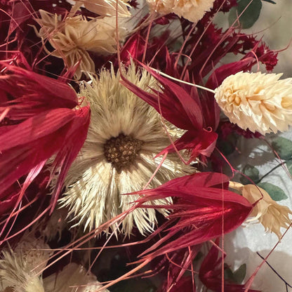 Trockenblumenstrauß in Bordeaux & Natur – Boho Deko mit Trockenblumen – langlebiger Blumenstrauß – Geschenkidee für Sie