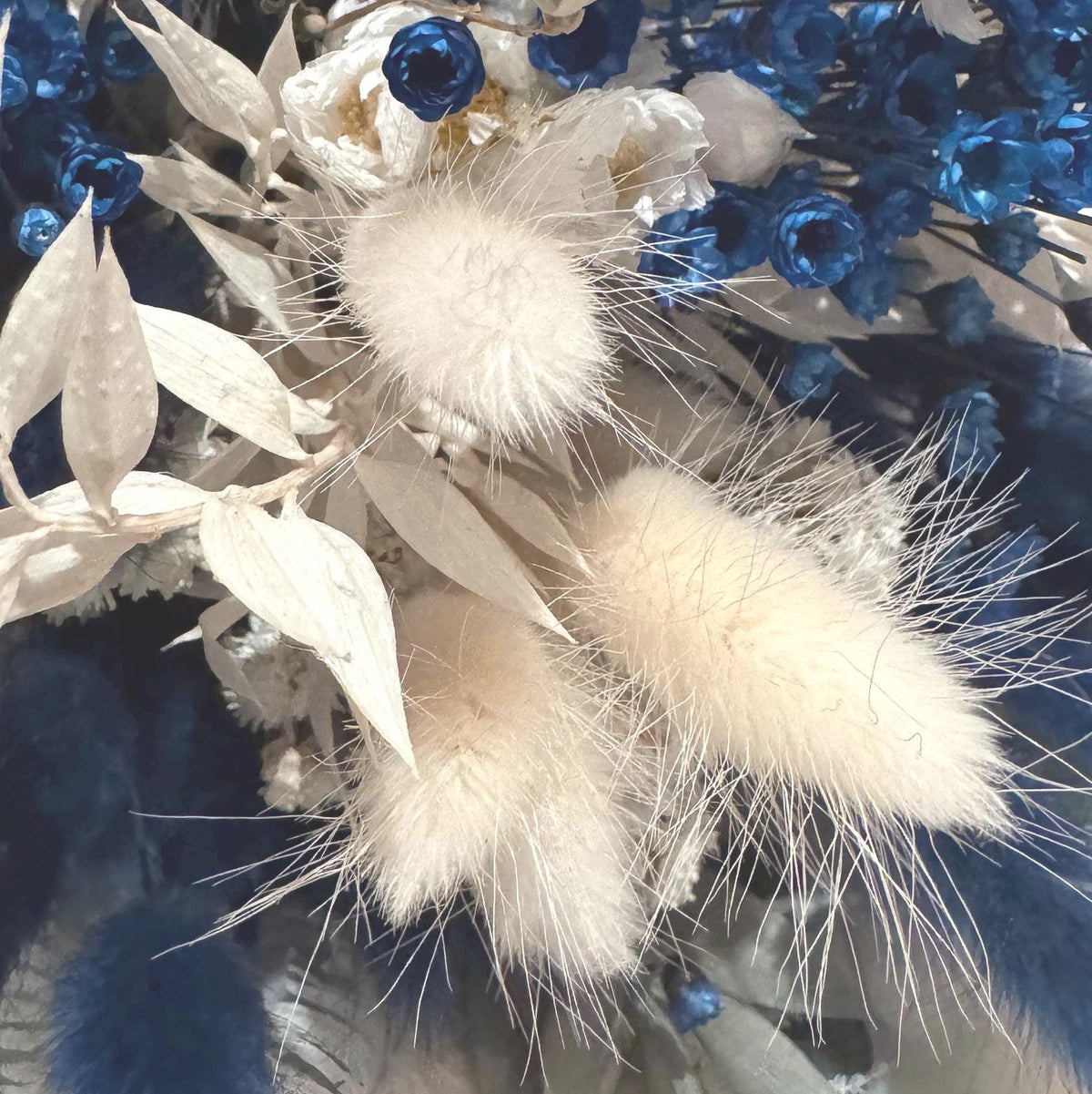 Boho Trockenblumenstrauß Blau Weiß | Getrocknete Blumen mit Lagurus & Glixia | Deko Wohnzimmer Hochzeit Geschenk | Pampas Style Bouquet